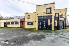 BLACK-HORSE-INN-IN-INCHICORE-DUBLIN-PUBS-ARE-DISAPPEARING-AT-AN-AMAZING-RATE-158945-1