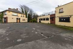 BLACK-HORSE-INN-IN-INCHICORE-DUBLIN-PUBS-ARE-DISAPPEARING-AT-AN-AMAZING-RATE-158946-1